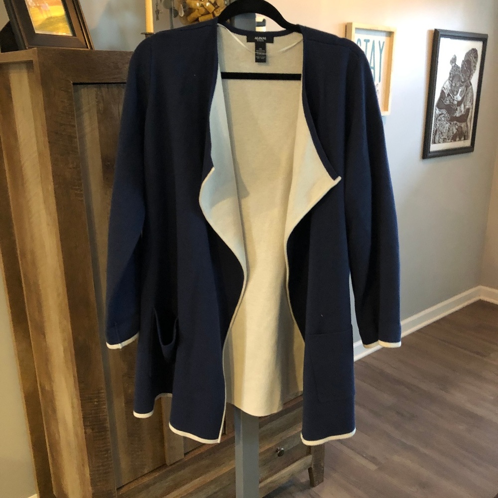 ALFANI Cardigan Jacket Navy/Cream - OS